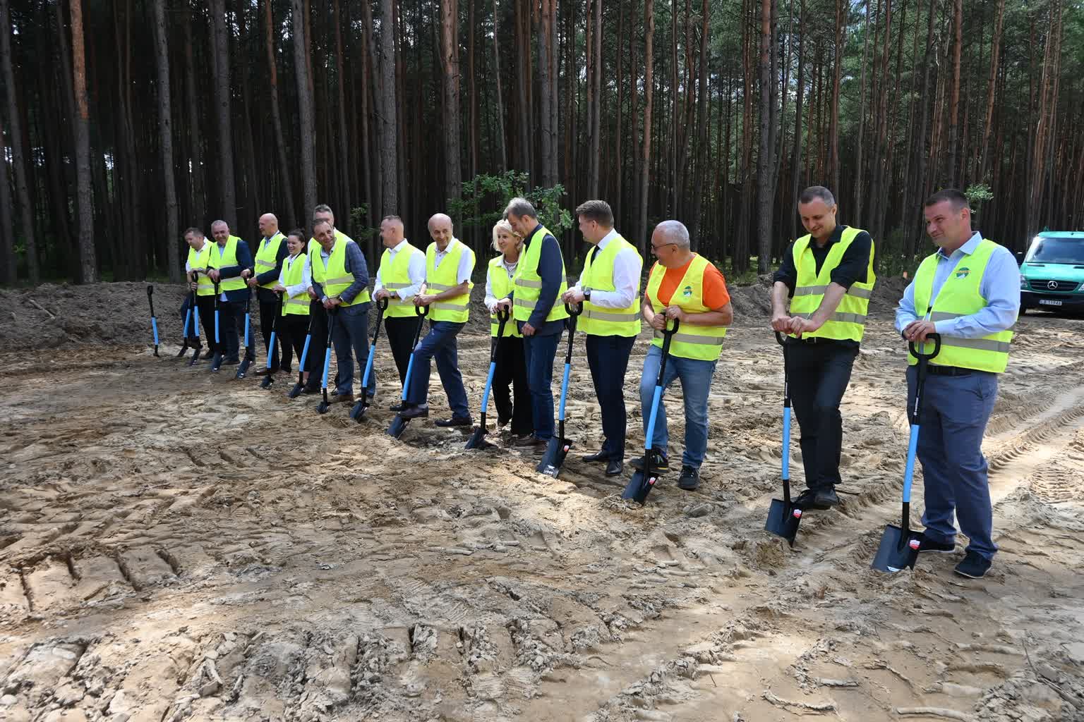 Ruszyła budowa drogi do portu w Małaszewiczach. Wielu czekało na nią od lat! 2 528032712_1201075412059588_2464201915746763595_n.jpg