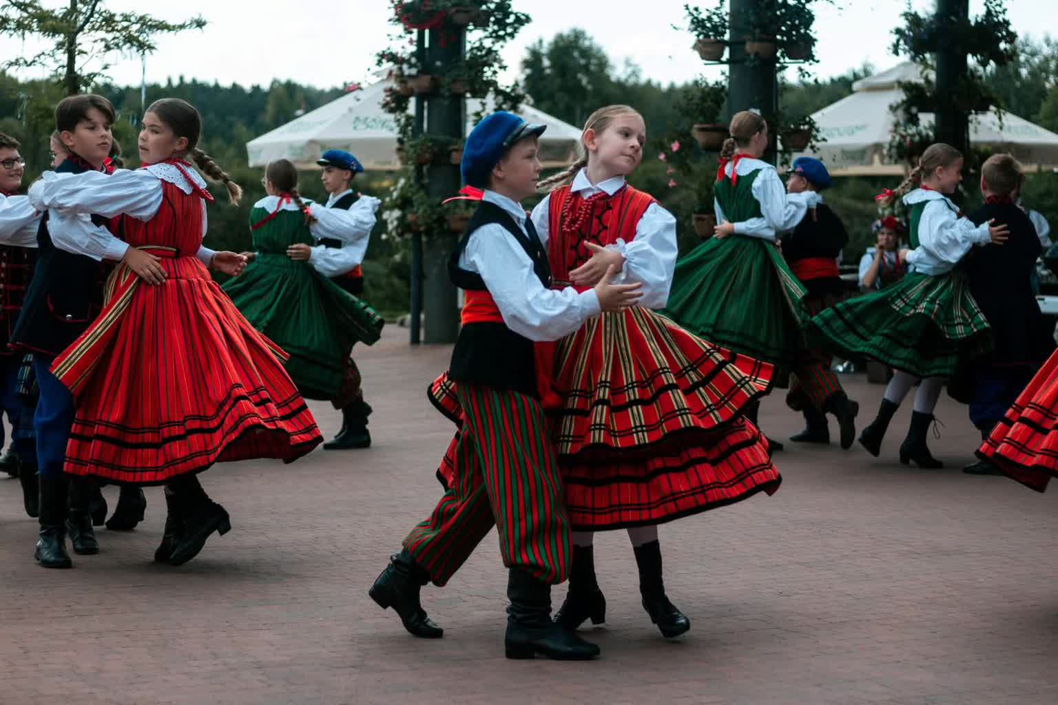Międzynarodowy dialog wśród najmłodszych. Kolejny dzień puławskiego festiwalu 2 528355273_1040169838280203_6061685037911052354_n.jpg