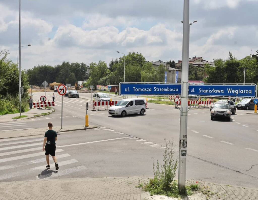 528584899 1330860069043184 1865113787099358985 n 2025 08 11 111025