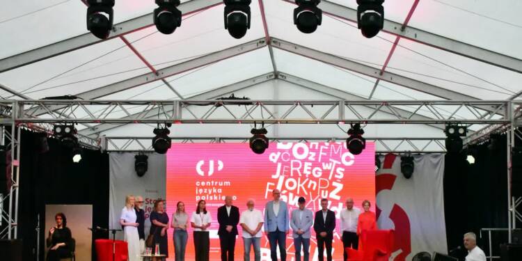 530439108 1163725762450011 2570569254236957296 n 2025 08 11 195300