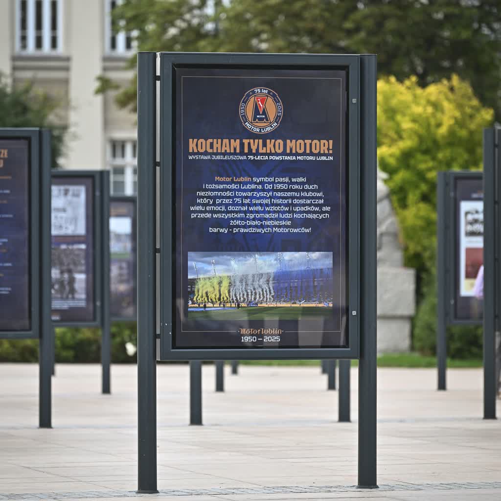 Lubelski klub na wystawie w centrum miasta 2 536269566_1170903968400109_3194172325002919444_n.jpg