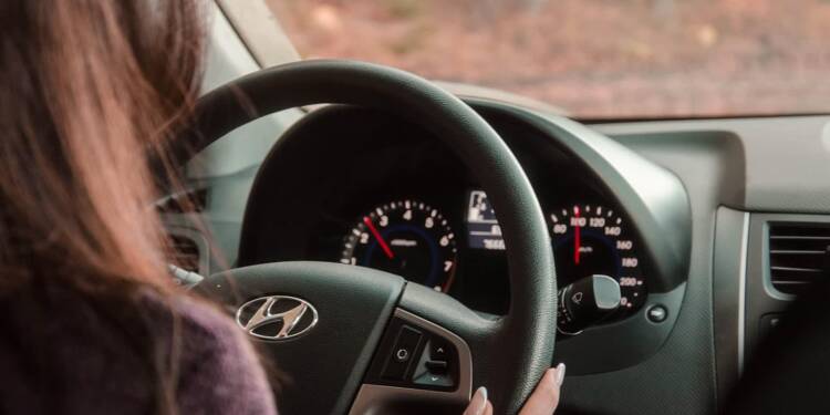 behind the wheel 4789777 1280 2025 08 08 174843