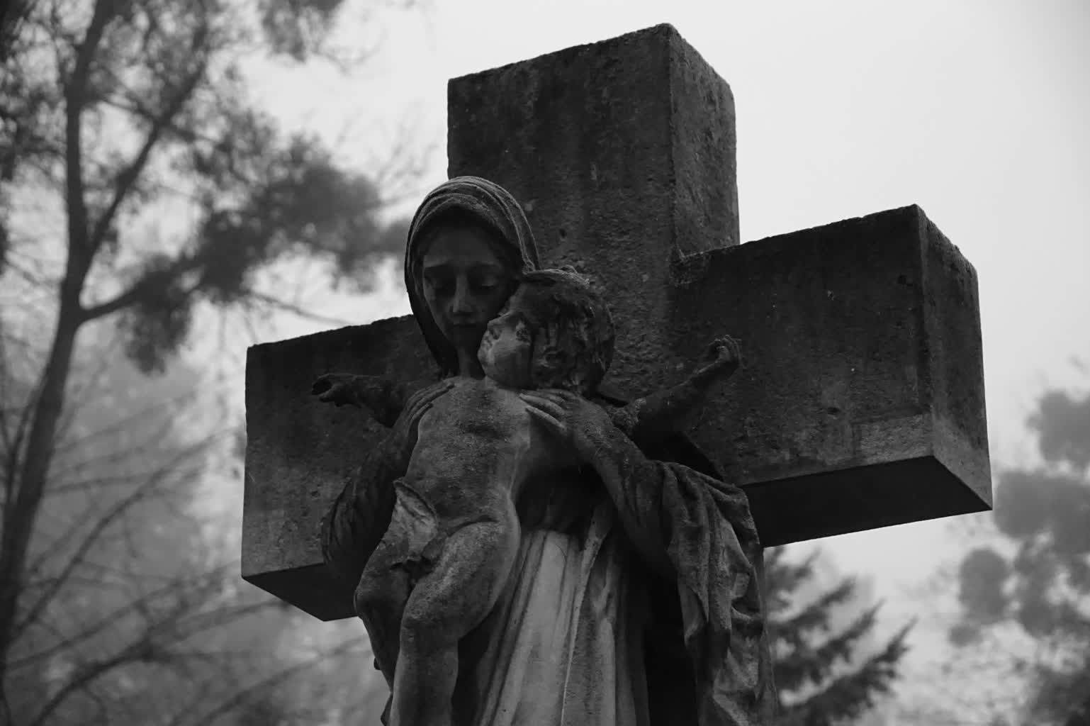 Razem dla przyszłości. Polacy i Ukraińcy wspólnie porządkują słynny cmentarz 2 DSC02989.JPG