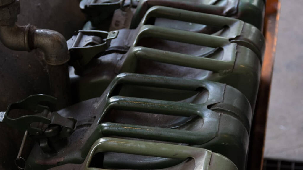 gasoline canister 4474606 1280 2025 08 24 111753