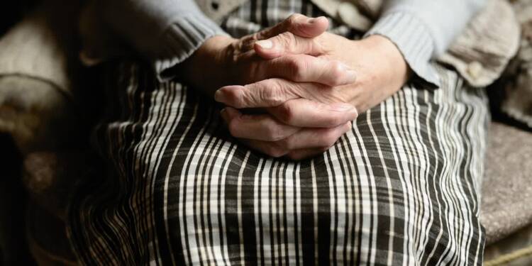 hands 4051469 1280 2025 08 16 185917