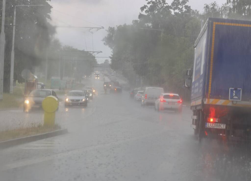 Ulewy i burze nad regionem. Alert dla kilku powiatów 1 img 9186 2025 08 20 214231