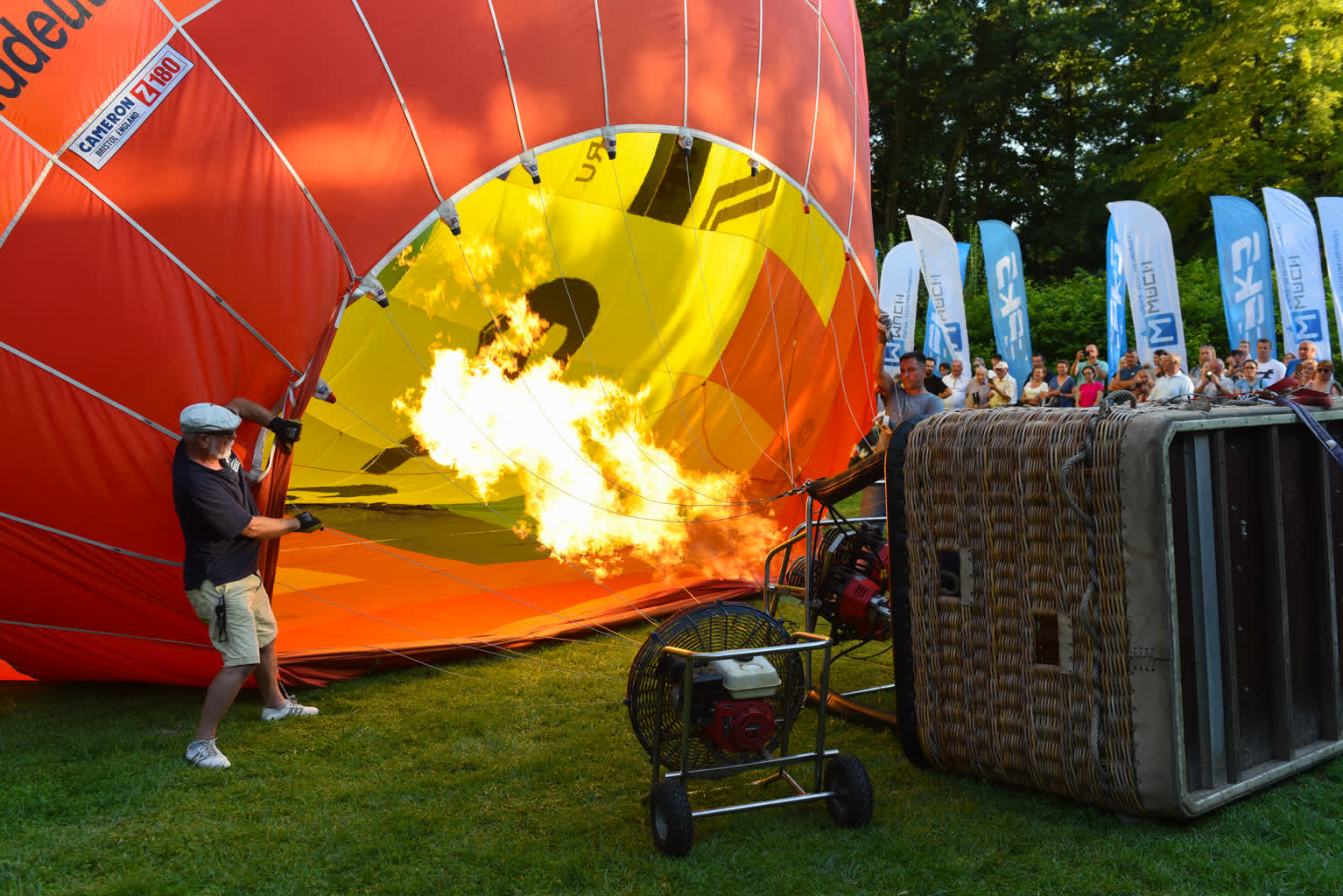 Spektakl na niebie! Balony nad Nałęczowem już wieczorem 2 KRA_1771.JPG