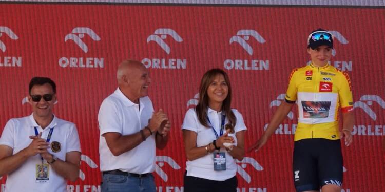 lang1 2025 08 16 174745