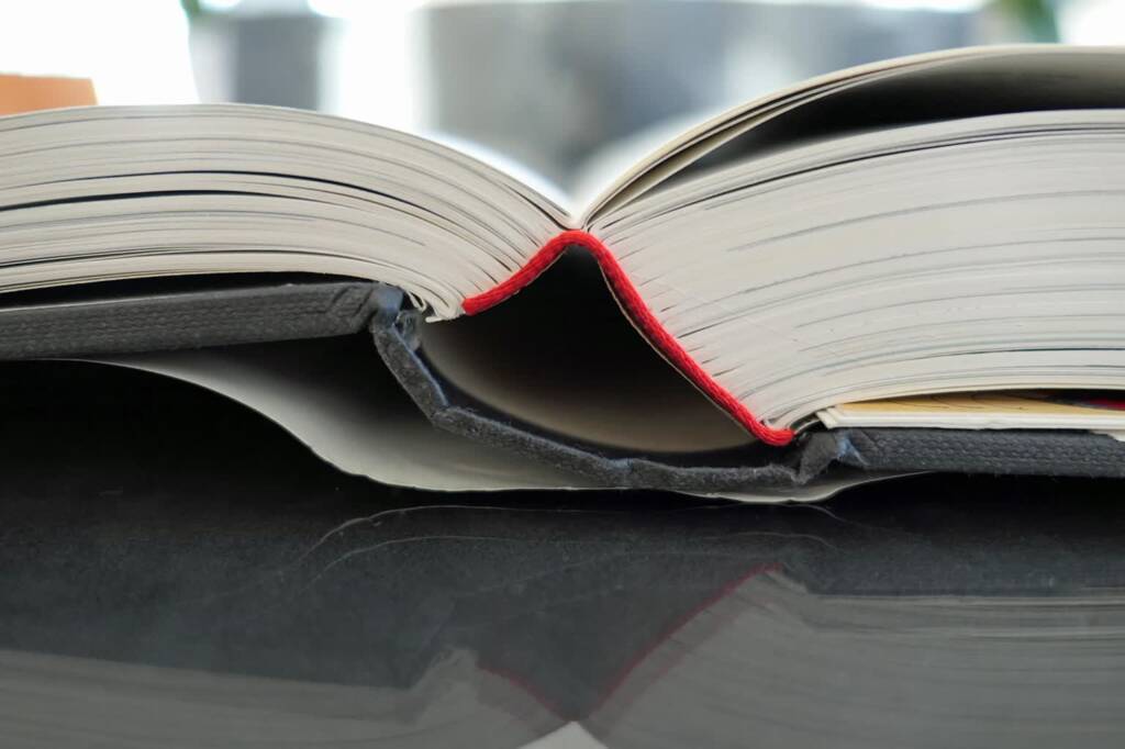 literature 3173164 1280 2025 08 22 154944