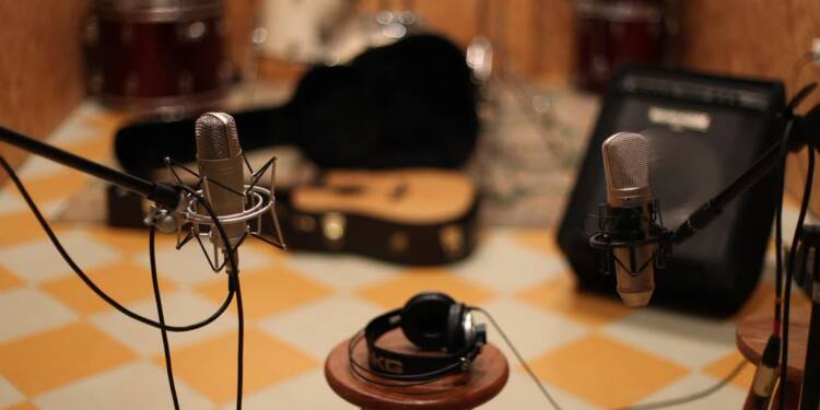 microphone 1003559 1280 2025 08 23 083416