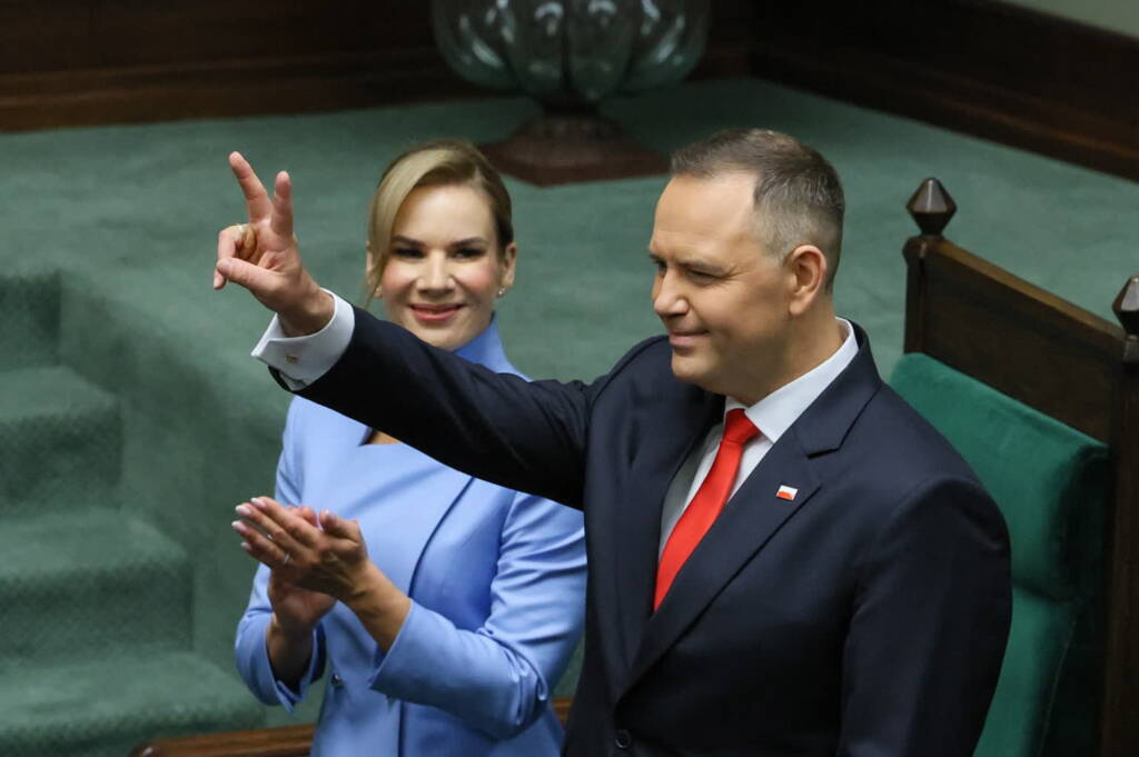 mid 25806194 2025 08 06 105231