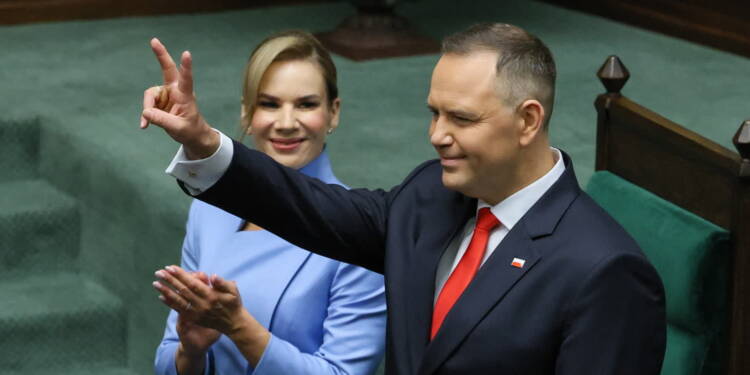 mid 25806194 2025 08 06 105231