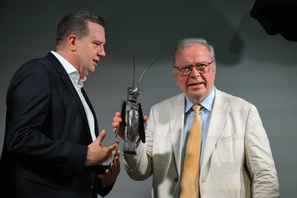 mid 25808518 2025 08 08 211457