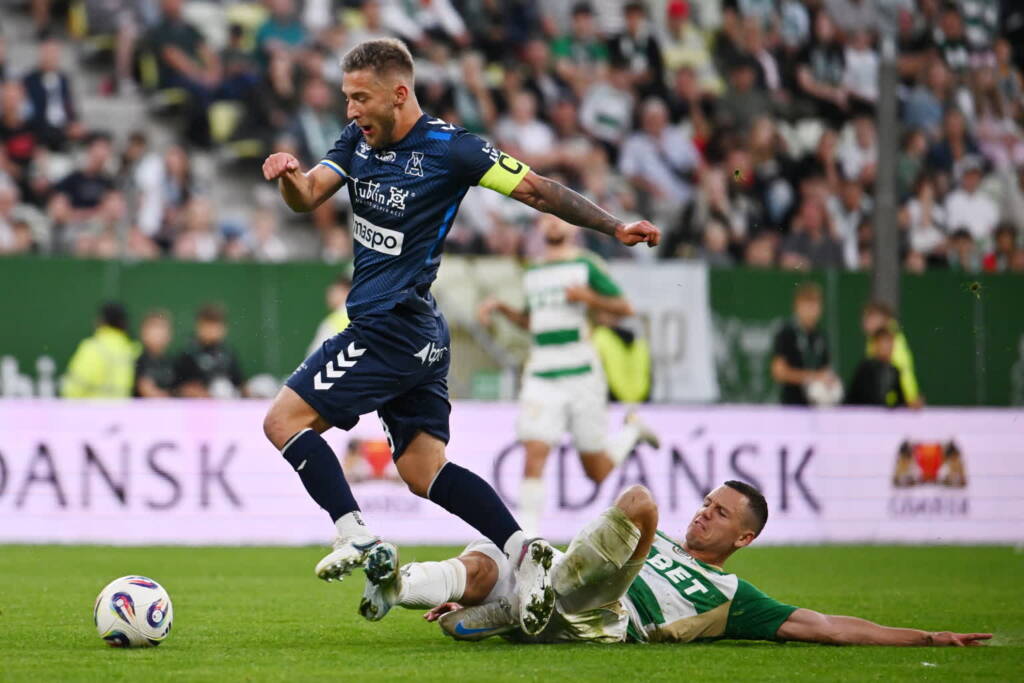 mid 25811274 2025 08 11 205947