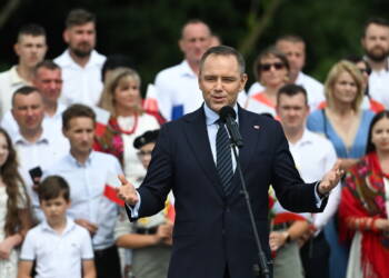 mid 25817120 2025 08 17 151223