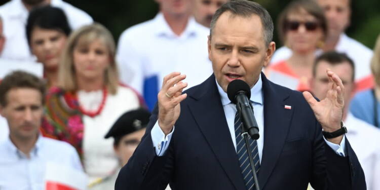 mid 25817123 2025 08 17 155229