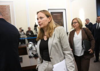 mid 25819079 2025 08 20 194441