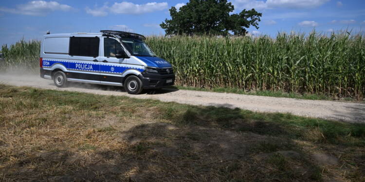 mid 25820104 2025 08 21 102928