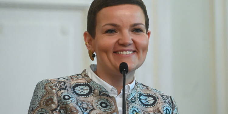 mid 25821076 2025 08 21 143128