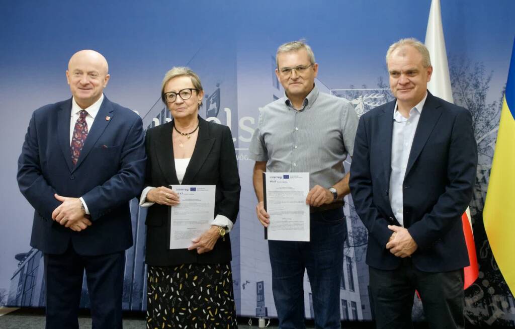 p1010201 2025 08 21 211242