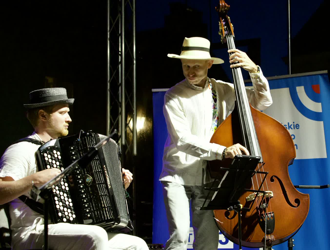 Skrzypek zagra na dachu. Festiwal Klezmerski zaczyna się w Kazimierzu Dolnym 2 p8161823-2024-08-17-113416.jpg