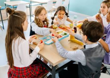 12.08.2025 Agrobiznes - o "Programie dla szkół" 3 pexels yankrukov 8617542 2025 08 11 135657