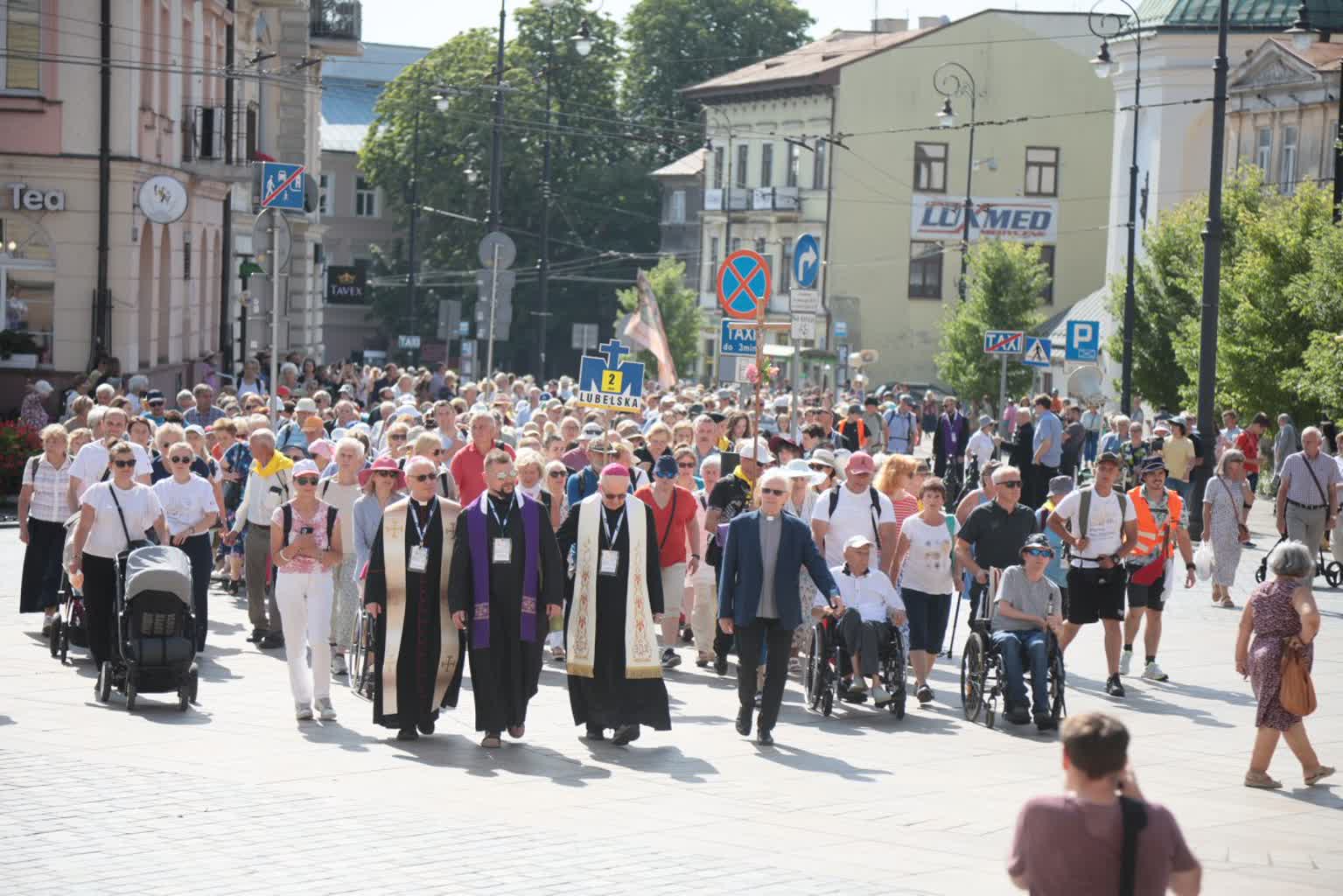 Pielgrzymi wyruszyli z Lublina na Jasną Górę. Wysoka frekwencja w Roku Jubileuszowym 2 pielgrzymka 2.jpg