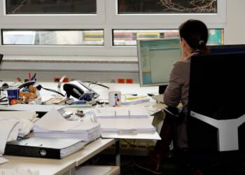 secretary 338561 1280 2025 08 14 163501 2025 08 14 215830