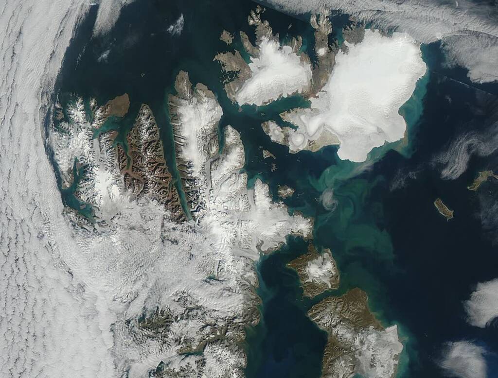 07.08.2025 Sekrety nauki - o wyprawie na na Spitsbergen 1 svalbard modis 2025 08 07 104242