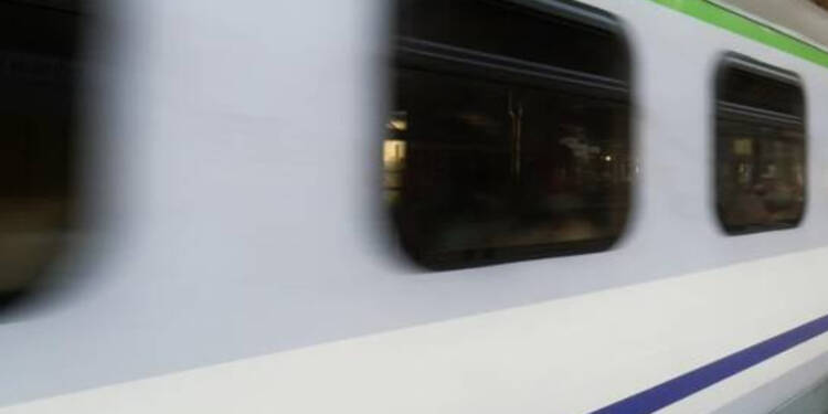 Samochód wjechał w pociąg. Utrudnienia na kolei 1 train 8302635 1280 2025 07 24 115234 750x375 2025 08 22 150231