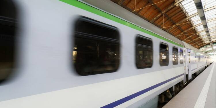 train 8302635 1280 2025 08 05 185511