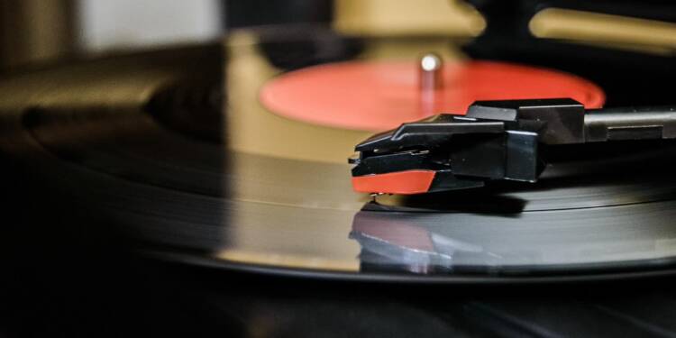 vinyl 1087794 1280 2025 08 14 132703