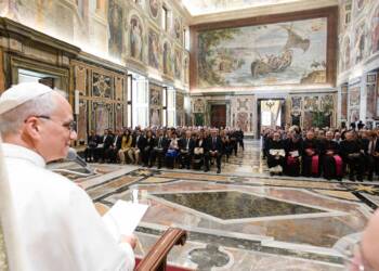 SS Leoen XIV 2025.09.13 Partecipanti al Seminario promosso dalla Pontificia Accademia di Teologia