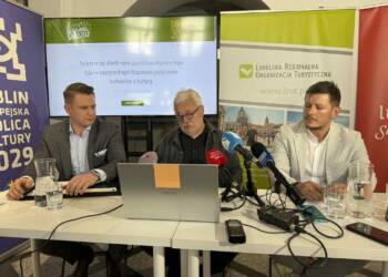 3c9c7f5e f3dc 48ed 937d cd87736d6d22