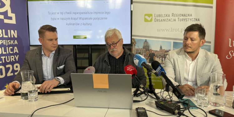 3c9c7f5e f3dc 48ed 937d cd87736d6d22