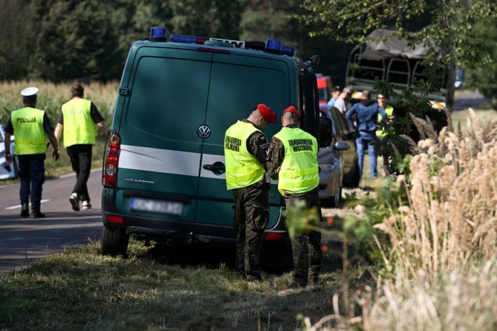 546589825 1235382925294835 388152439440890690 n