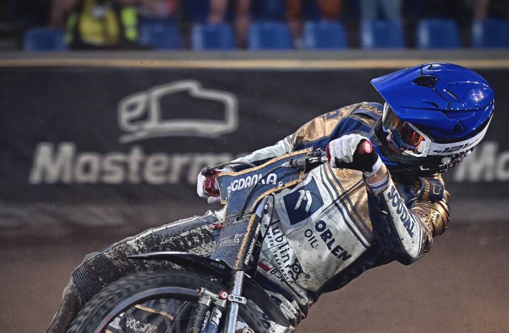 550969297 1281364474001569 468608024517483777 n e1758170488273