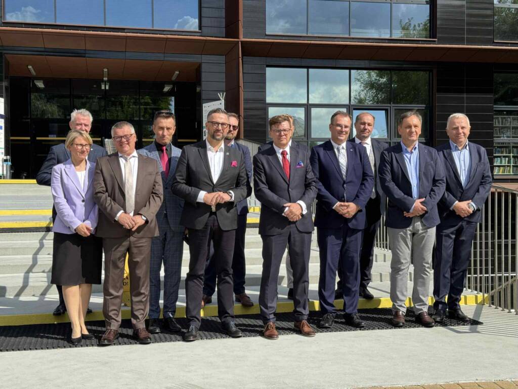 5cafc52b 934d 4584 9fe9 3a392874dba2