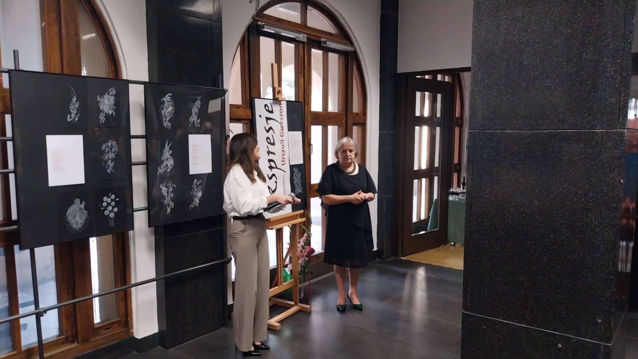 „Ekspresje” w lubelskiej bibliotece. Wystawa Urszuli Gierszon [ZDJĘCIA]