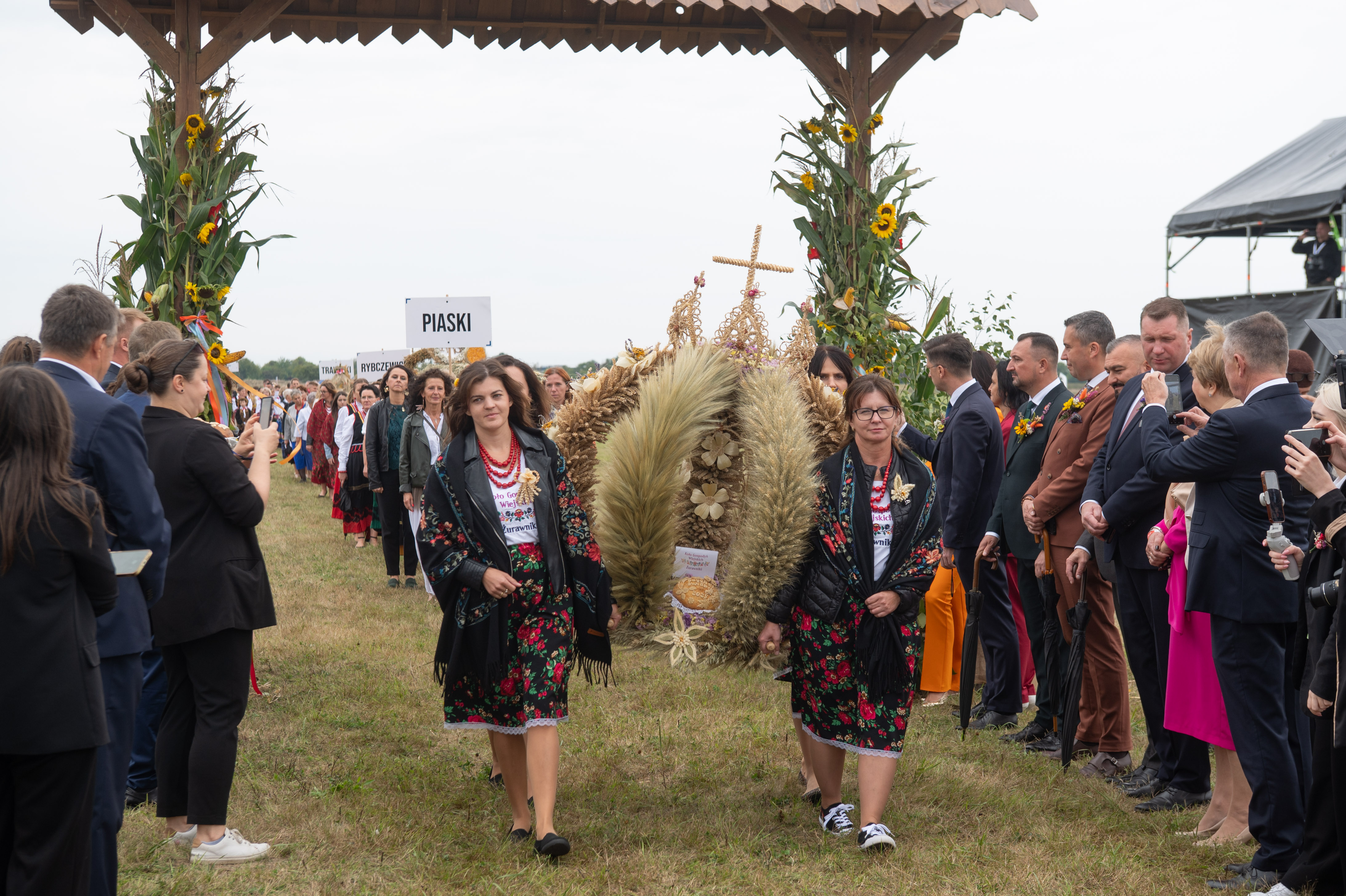Korowód dożynkowy w Świdniku