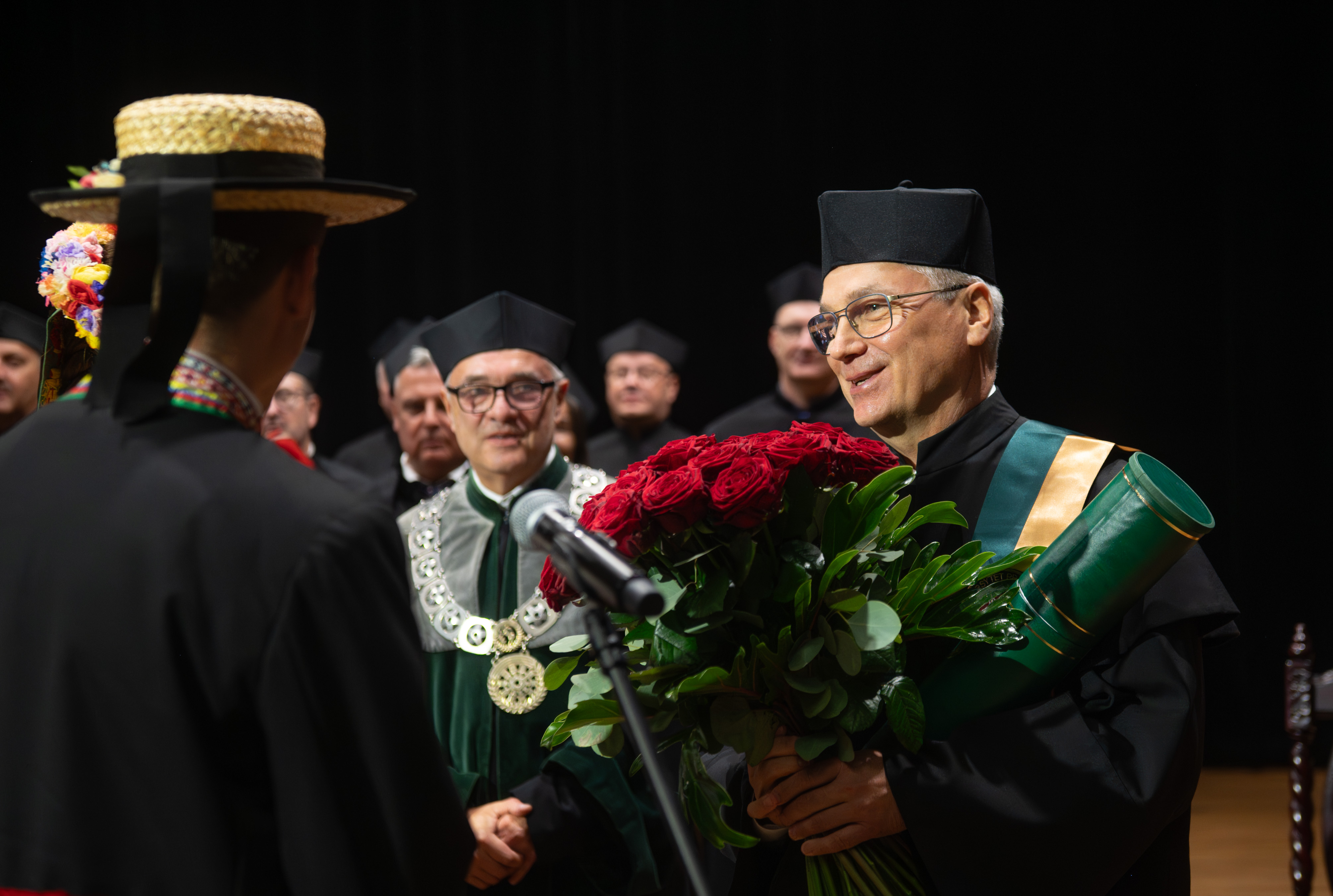 Uroczystość nadania tytułu doktora honoris causa prof. Arkadiuszowi Mężykowi