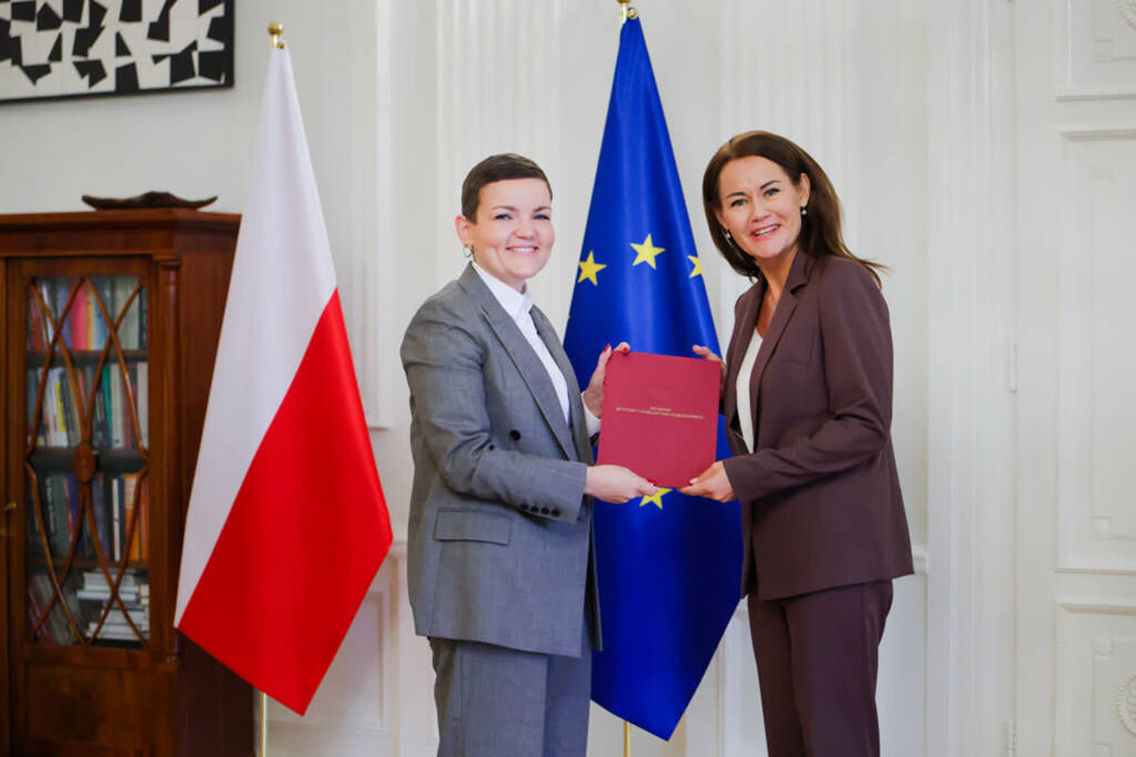 EAttachments8974669123ce56cb81d8789a94100b8e708fe1f xl