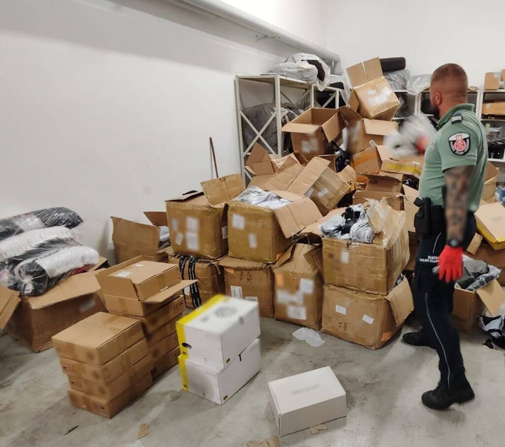 EAttachments89769485f85745ba0de5b0c1ffe6db8e6b0d301