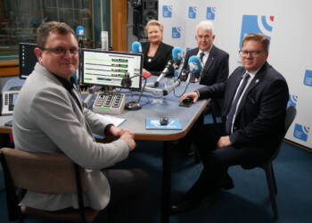 EAttachments89797000f2735d2b6d92f46f3dcac3c2e6de0be xl