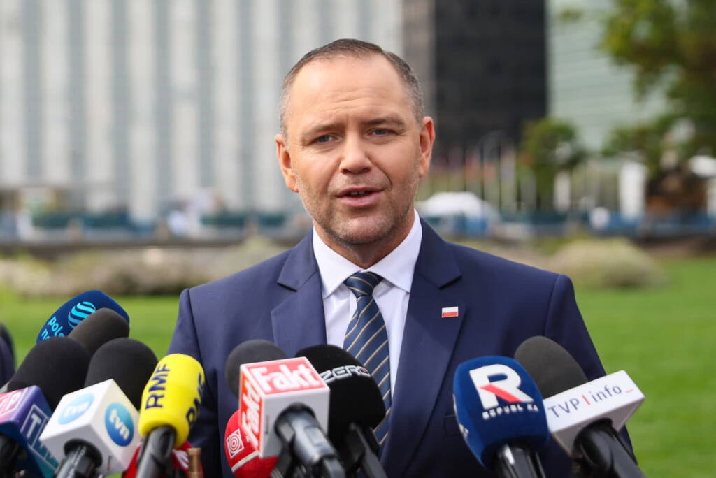 EAttachments8980080b206b6d0addb2e943e562224497065f6 xl