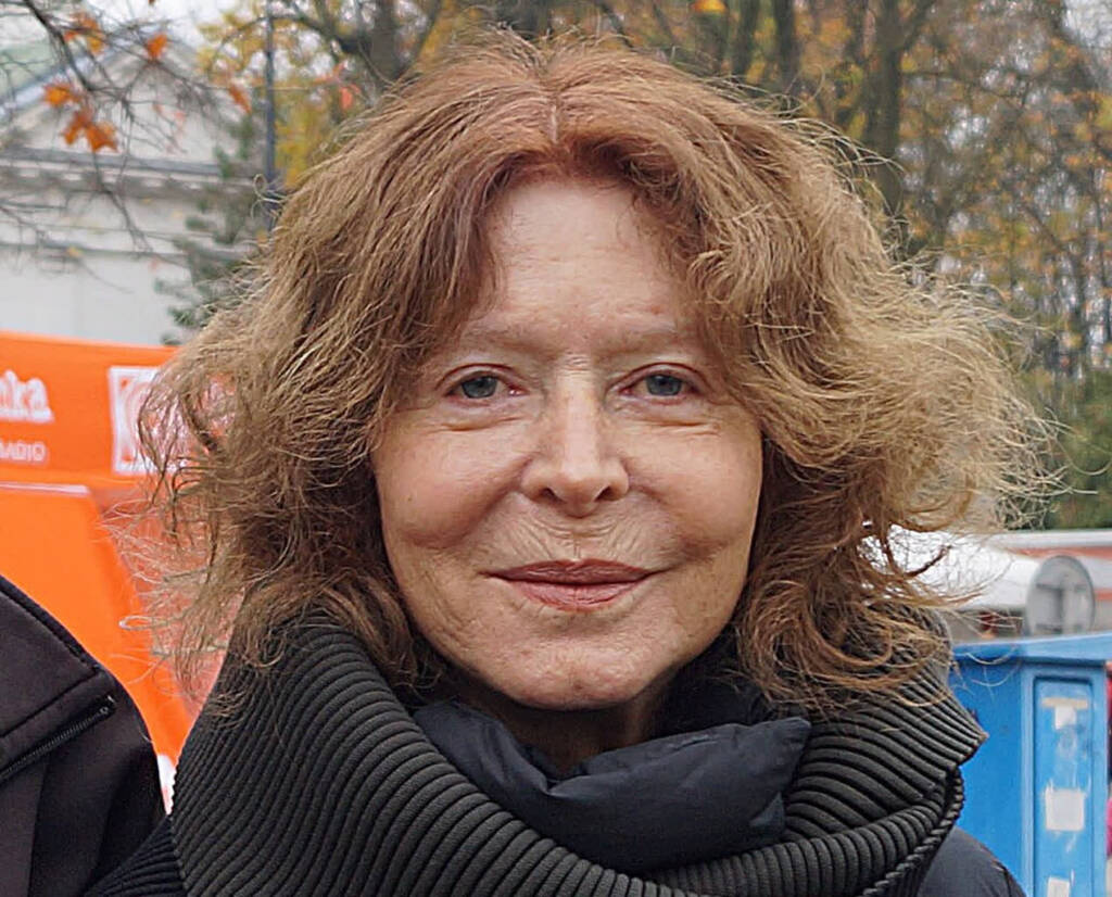 27.09.2025 Poradnik Pozytywnej Kobiecości - O szukaniu radości w codziennym życiu 1 EAttachments898092842da858dd93b130af9ee2b614df928c2 xl