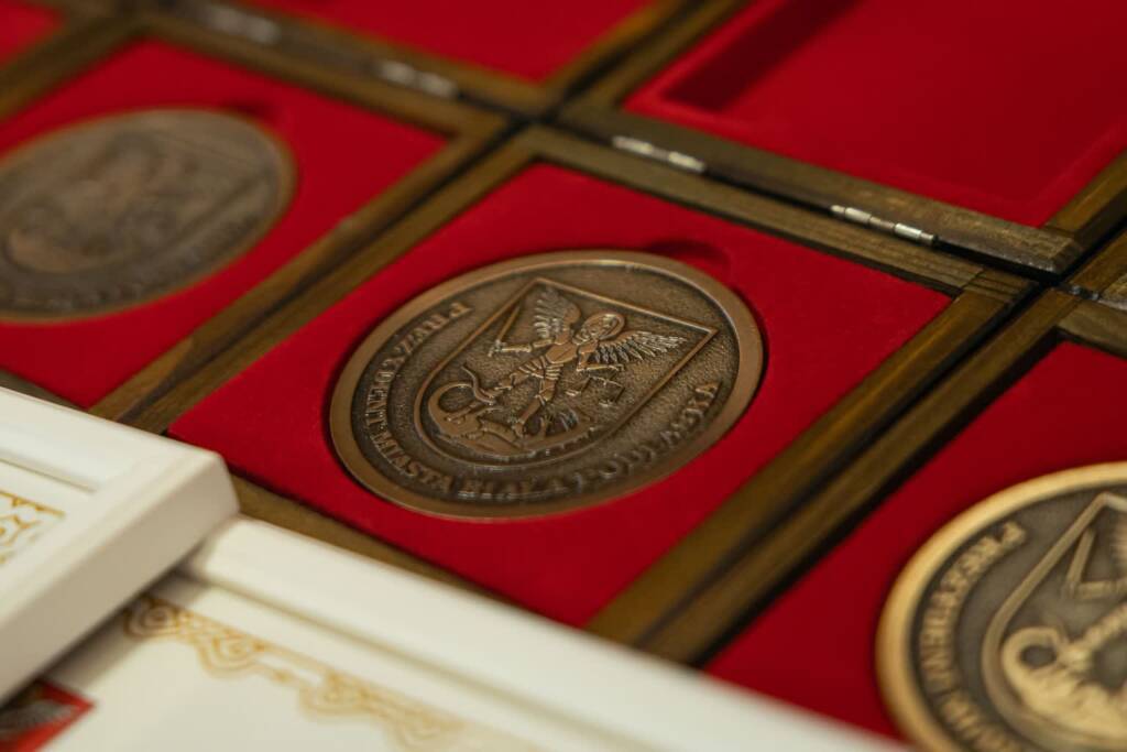 Uhonorowani za pielęgnowanie historii. 15 osób z medalami prezydenta Białej Podlaskiej 1 EAttachments898510904677aefe409016865d66221a9c95d74 xl