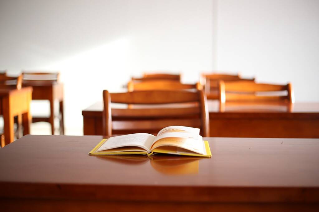 classroom 5510382 1280 1