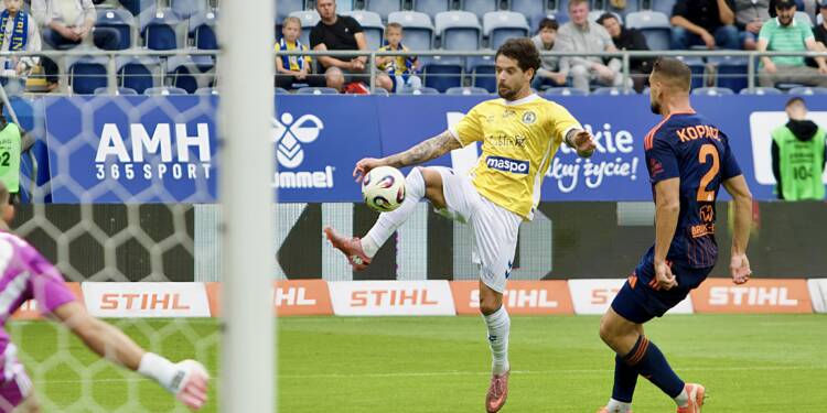 e3deb690 3064 41f6 94a6 cef9d64e8c21