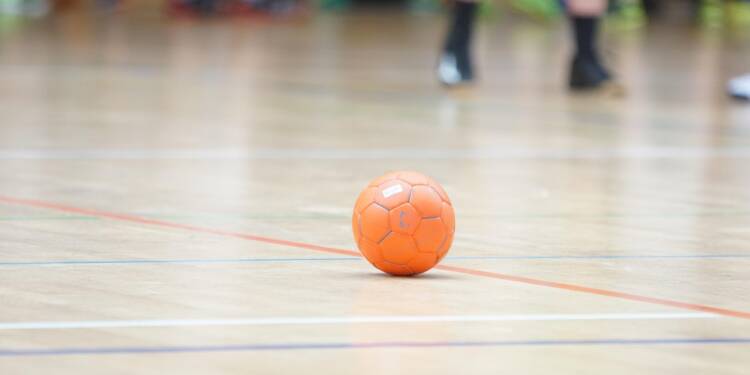 handball 4655544 1280 1